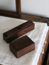 画像をギャラリービューアに読み込む, Wooden box with sliding lid
