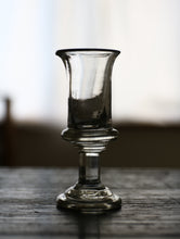 画像をギャラリービューアに読み込む, " Dutch Jenever "
