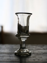 画像をギャラリービューアに読み込む, " Dutch Jenever "
