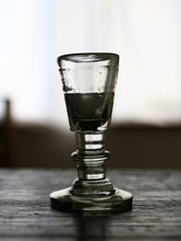 画像をギャラリービューアに読み込む, " Dutch Jenever "
